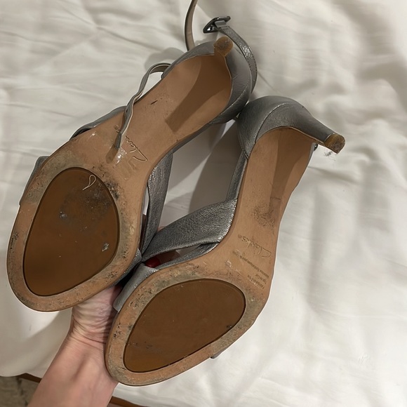 Clarks - Picture 2 of 3